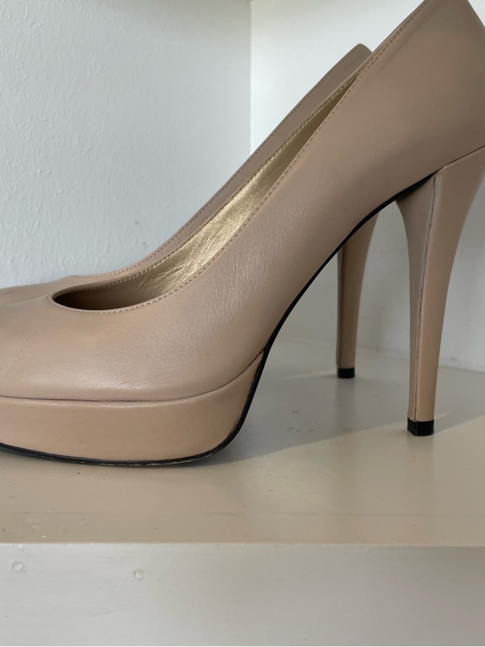 Stuart Weitzman Beige Platform Stiletto Pumps